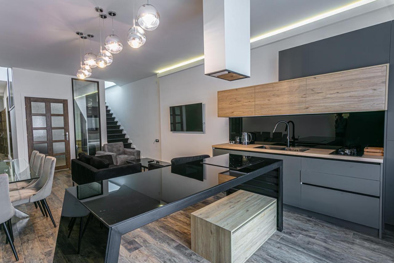 Luxe Apartment In Center Erivan Dış mekan fotoğraf