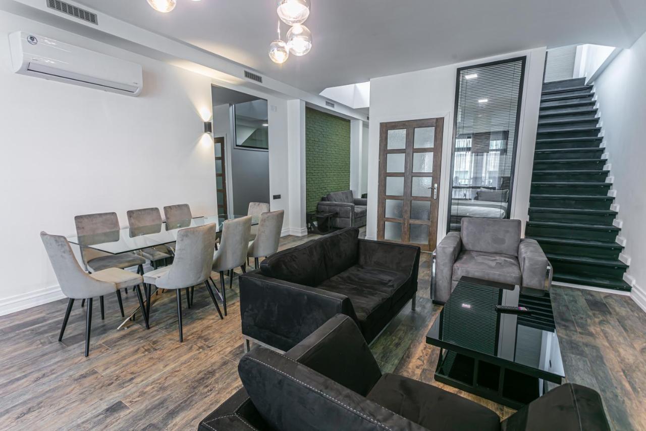 Luxe Apartment In Center Erivan Dış mekan fotoğraf