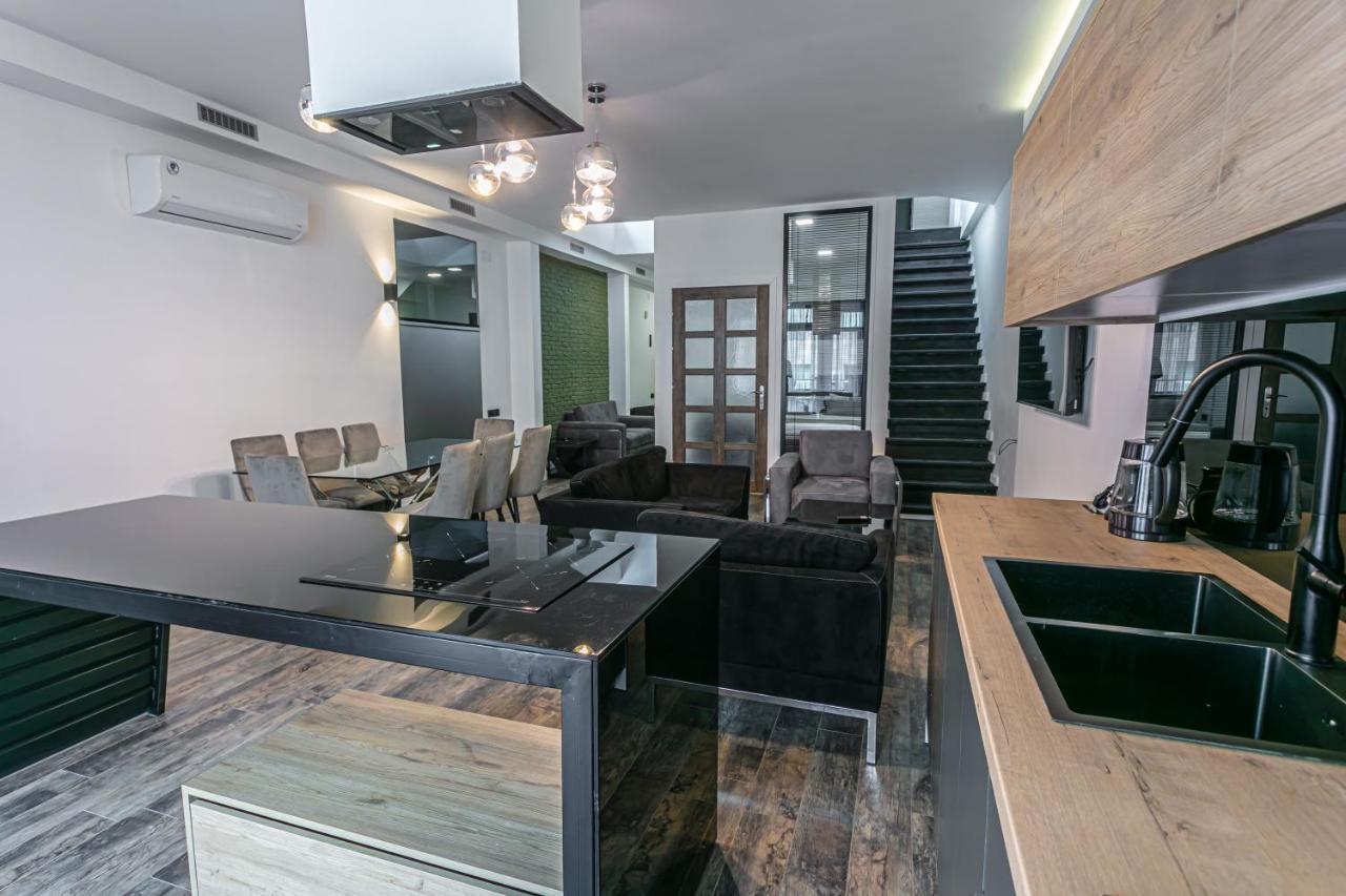 Luxe Apartment In Center Erivan Dış mekan fotoğraf