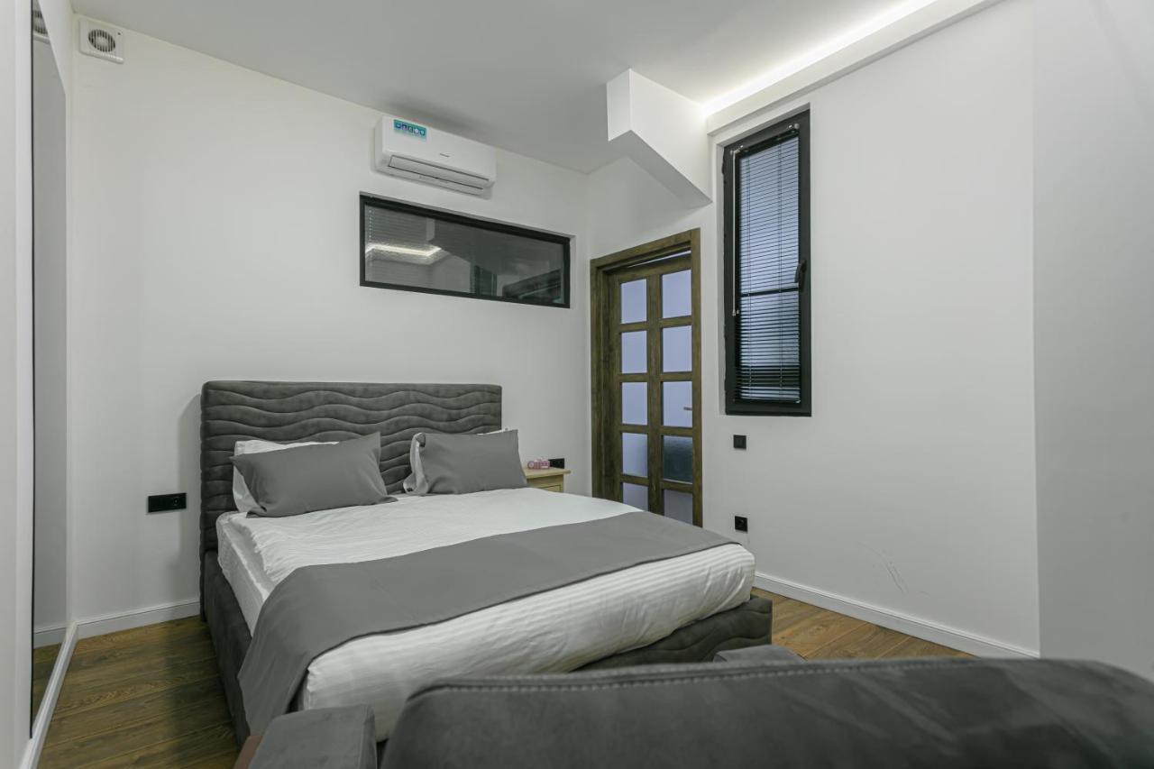 Luxe Apartment In Center Erivan Dış mekan fotoğraf