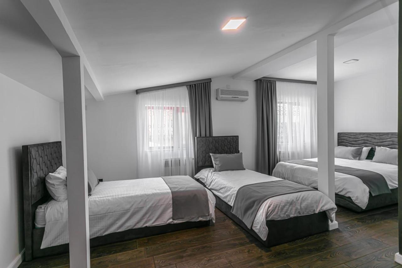 Luxe Apartment In Center Erivan Dış mekan fotoğraf