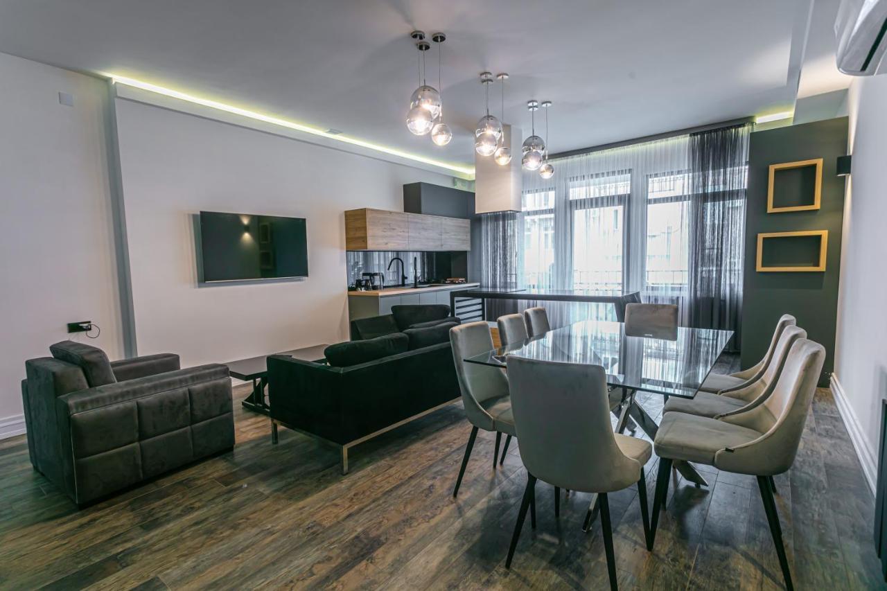 Luxe Apartment In Center Erivan Dış mekan fotoğraf