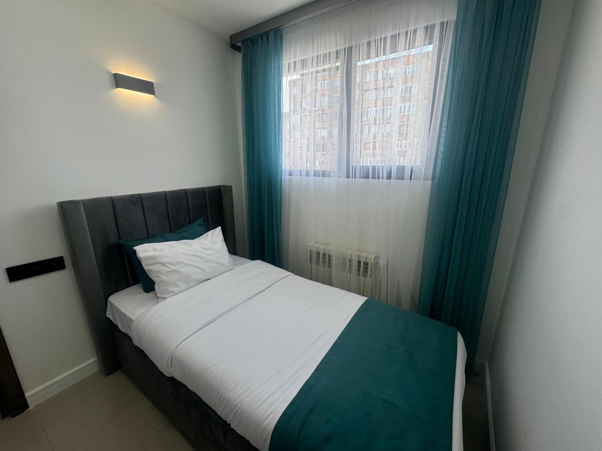 Luxe Apartment In Center Erivan Dış mekan fotoğraf