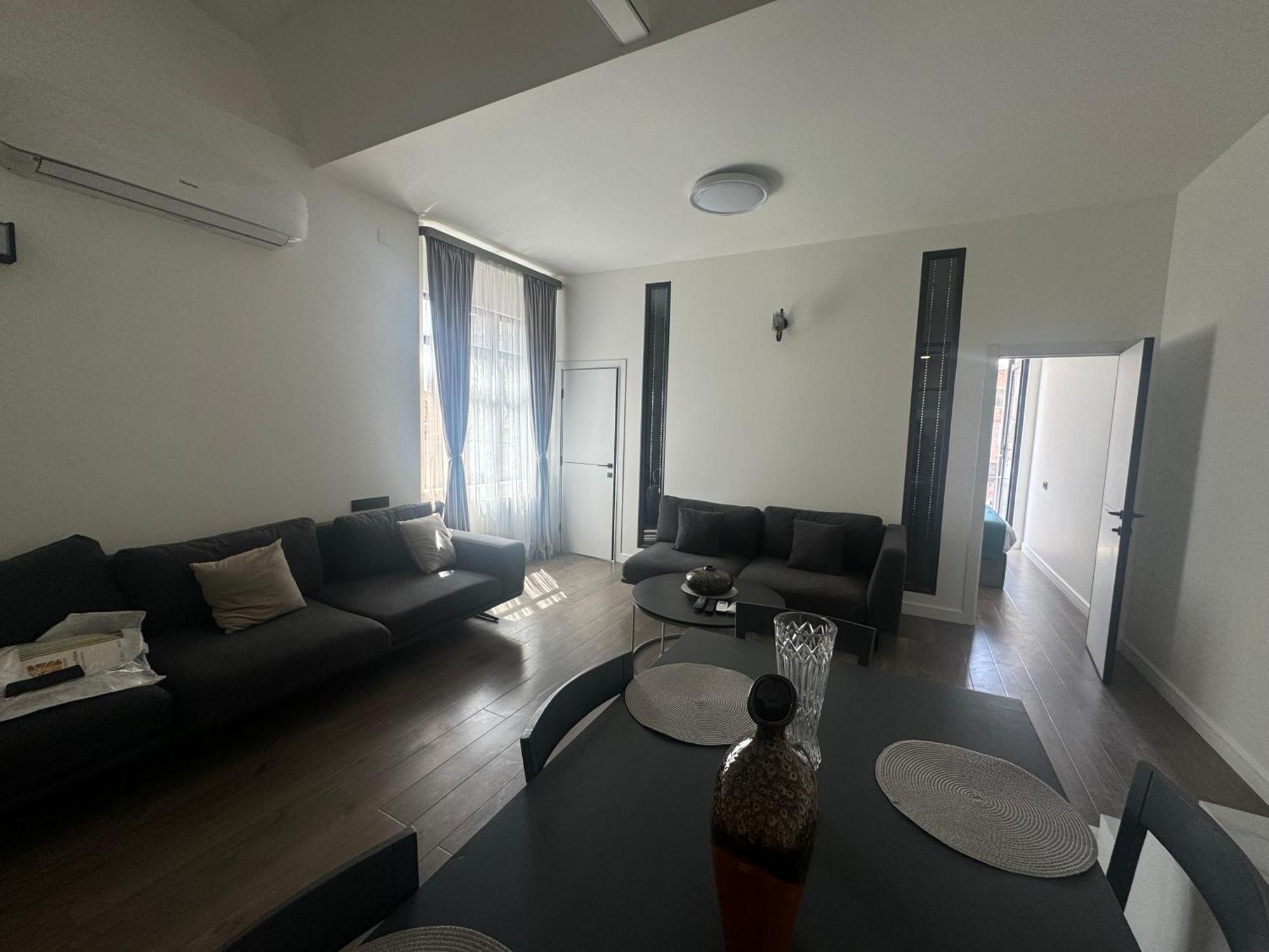 Luxe Apartment In Center Erivan Dış mekan fotoğraf